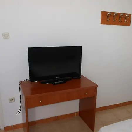 Lighthouse Prisnjak Apartment Murter